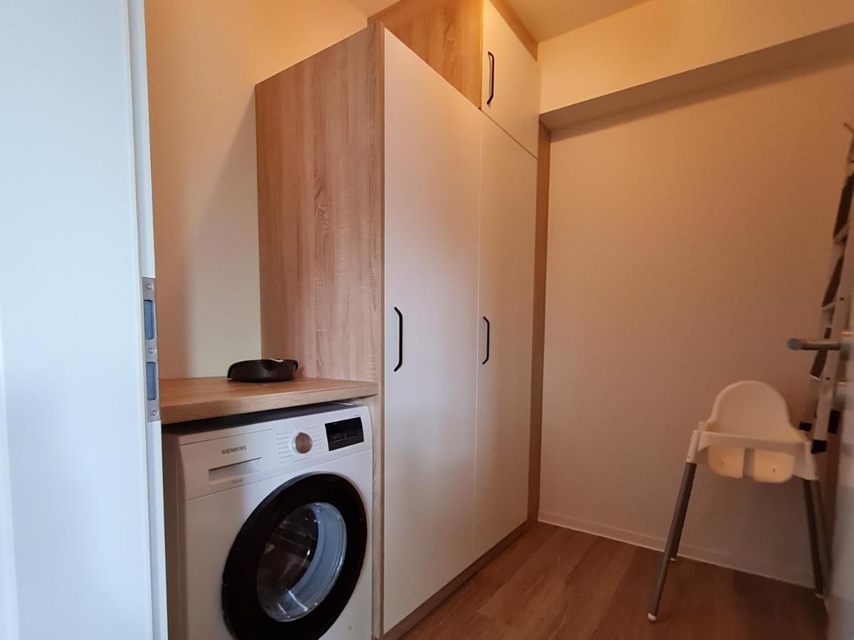 Strandkajuete Hooksiel Schillig Esterno foto